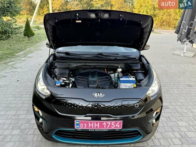Черный Киа Niro, объемом двигателя 0 л и пробегом 128 тыс. км за 16800 $, фото 93 на Automoto.ua