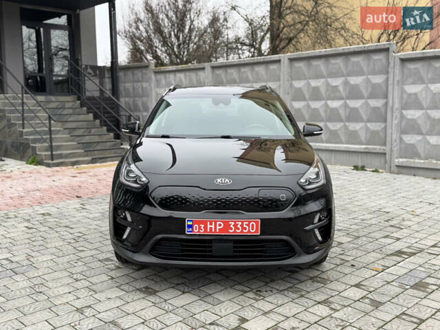 Чорний Кіа Niro, об'ємом двигуна 0 л та пробігом 109 тис. км за 17499 $, фото 2 на Automoto.ua