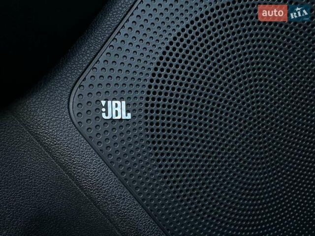 Черный Киа Niro, объемом двигателя 0 л и пробегом 35 тыс. км за 23400 $, фото 44 на Automoto.ua