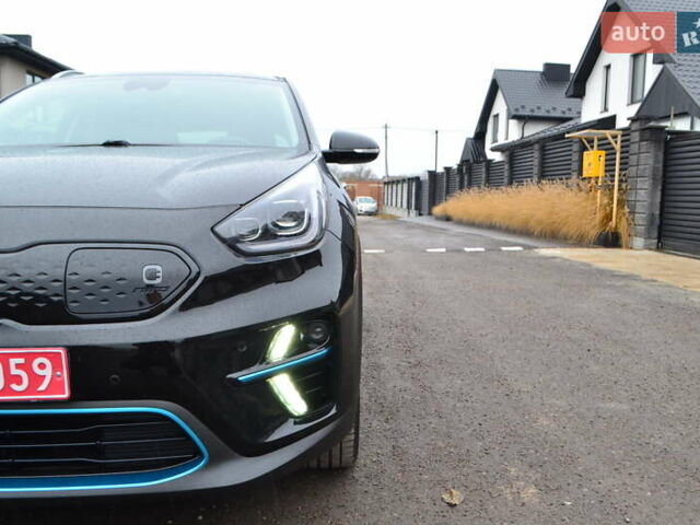 Чорний Кіа Niro, об'ємом двигуна 0 л та пробігом 169 тис. км за 18450 $, фото 94 на Automoto.ua