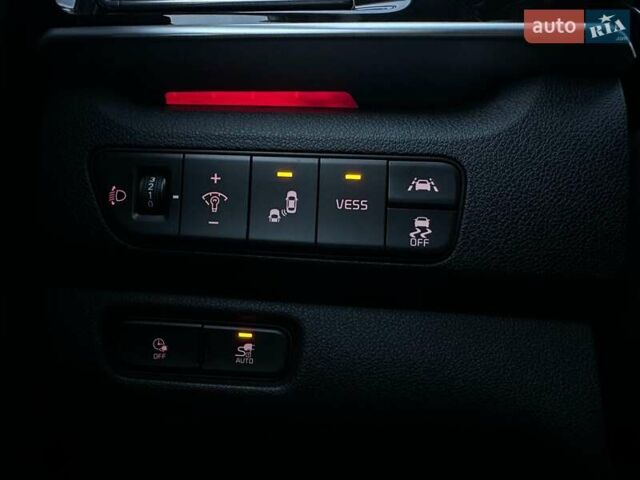 Чорний Кіа Niro, об'ємом двигуна 0 л та пробігом 35 тис. км за 24400 $, фото 45 на Automoto.ua