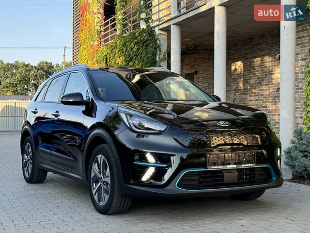 Черный Киа Niro, объемом двигателя 0 л и пробегом 50 тыс. км за 23499 $, фото 18 на Automoto.ua