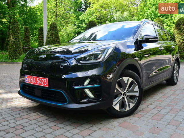Черный Киа Niro, объемом двигателя 0 л и пробегом 62 тыс. км за 17450 $, фото 5 на Automoto.ua
