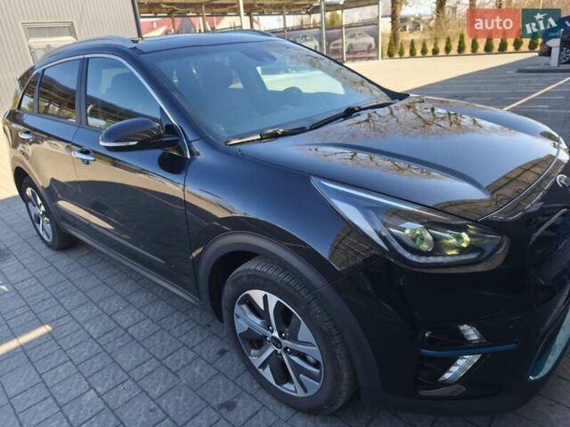 Черный Киа Niro, объемом двигателя 0 л и пробегом 46 тыс. км за 17000 $, фото 39 на Automoto.ua