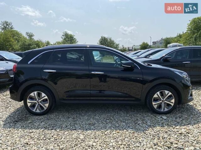 Черный Киа Niro, объемом двигателя 0 л и пробегом 115 тыс. км за 21300 $, фото 17 на Automoto.ua