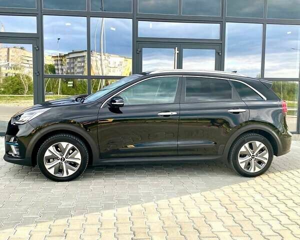 Черный Киа Niro, объемом двигателя 0 л и пробегом 142 тыс. км за 18900 $, фото 28 на Automoto.ua