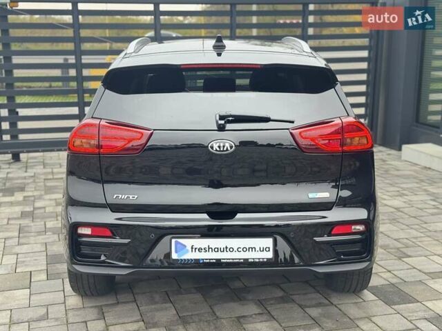 Черный Киа Niro, объемом двигателя 0 л и пробегом 113 тыс. км за 21900 $, фото 11 на Automoto.ua