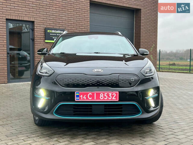 Черный Киа Niro, объемом двигателя 0 л и пробегом 140 тыс. км за 21500 $, фото 5 на Automoto.ua