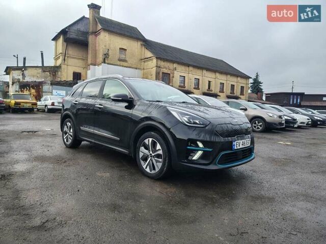 Чорний Кіа Niro, об'ємом двигуна 0 л та пробігом 146 тис. км за 18900 $, фото 3 на Automoto.ua