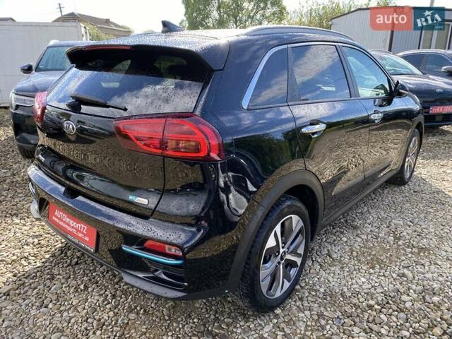 Черный Киа Niro, объемом двигателя 0 л и пробегом 107 тыс. км за 21400 $, фото 18 на Automoto.ua