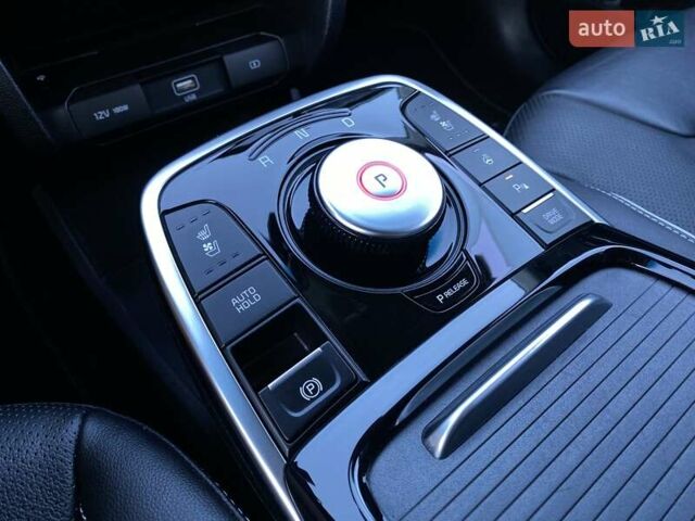 Черный Киа Niro, объемом двигателя 0 л и пробегом 93 тыс. км за 22700 $, фото 8 на Automoto.ua