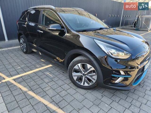 Черный Киа Niro, объемом двигателя 0 л и пробегом 46 тыс. км за 17000 $, фото 22 на Automoto.ua