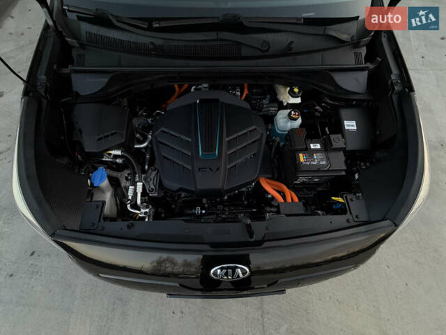 Черный Киа Niro, объемом двигателя 0 л и пробегом 142 тыс. км за 18900 $, фото 20 на Automoto.ua