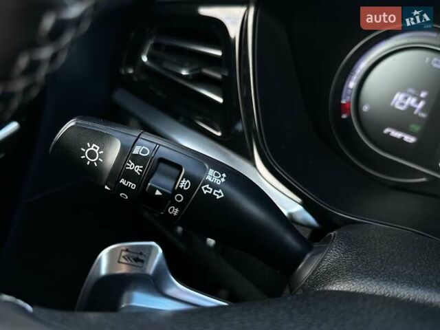 Черный Киа Niro, объемом двигателя 0 л и пробегом 80 тыс. км за 23400 $, фото 35 на Automoto.ua