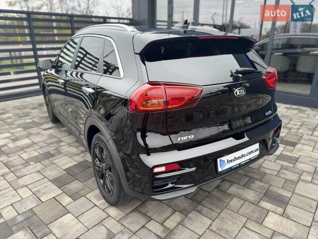 Черный Киа Niro, объемом двигателя 0 л и пробегом 113 тыс. км за 21900 $, фото 10 на Automoto.ua