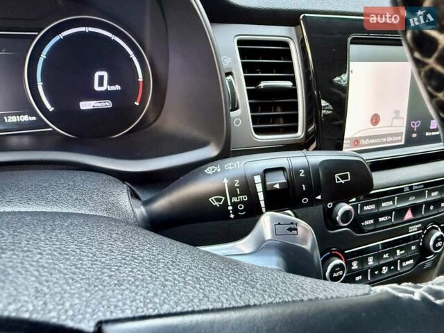 Черный Киа Niro, объемом двигателя 0 л и пробегом 128 тыс. км за 16800 $, фото 55 на Automoto.ua