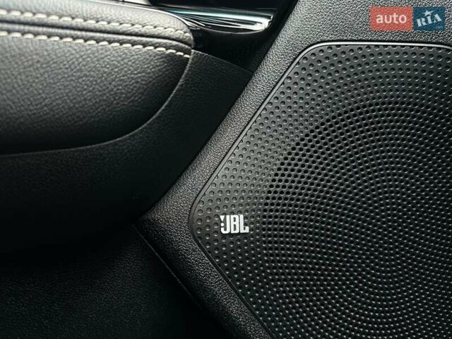 Черный Киа Niro, объемом двигателя 0 л и пробегом 80 тыс. км за 23400 $, фото 29 на Automoto.ua