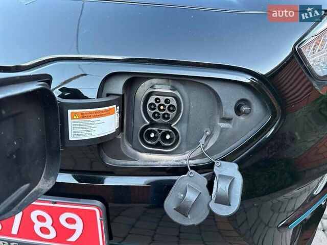 Чорний Кіа Niro, об'ємом двигуна 0 л та пробігом 126 тис. км за 19500 $, фото 17 на Automoto.ua