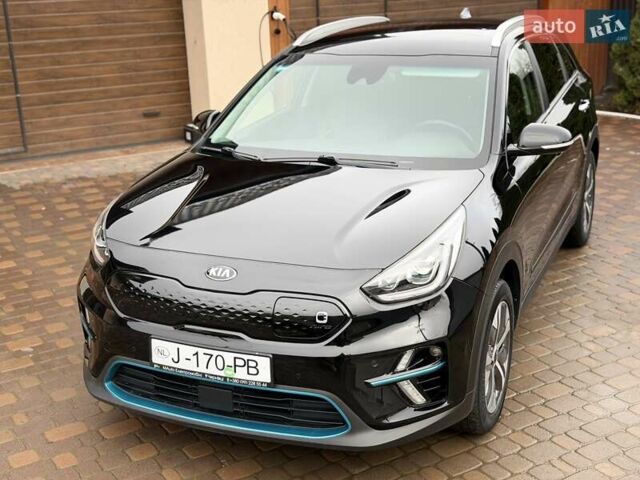 Чорний Кіа Niro, об'ємом двигуна 0 л та пробігом 89 тис. км за 20799 $, фото 1 на Automoto.ua