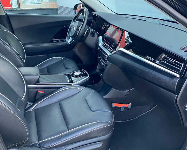 Черный Киа Niro, объемом двигателя 0 л и пробегом 152 тыс. км за 19200 $, фото 40 на Automoto.ua