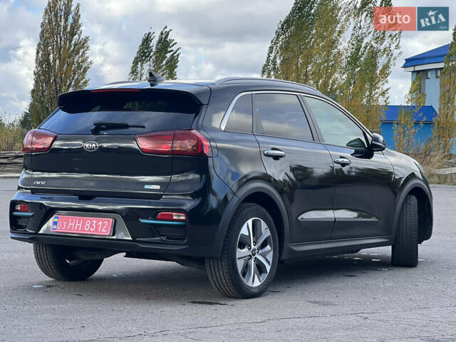 Черный Киа Niro, объемом двигателя 0 л и пробегом 140 тыс. км за 18199 $, фото 6 на Automoto.ua