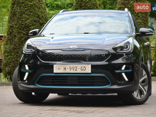 Черный Киа Niro, объемом двигателя 0 л и пробегом 76 тыс. км за 17550 $, фото 11 на Automoto.ua