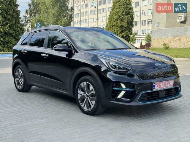 Черный Киа Niro, объемом двигателя 0 л и пробегом 98 тыс. км за 20999 $, фото 11 на Automoto.ua