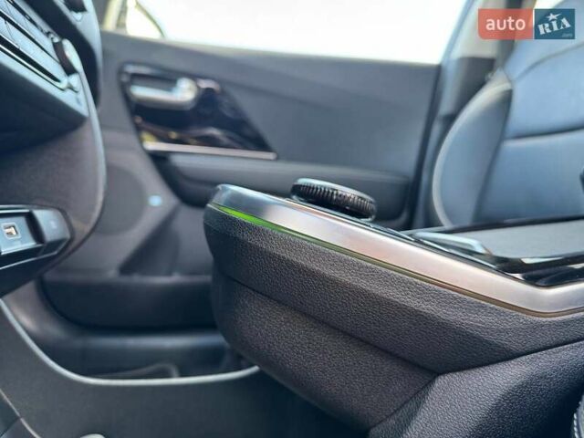 Черный Киа Niro, объемом двигателя 0 л и пробегом 69 тыс. км за 22200 $, фото 65 на Automoto.ua