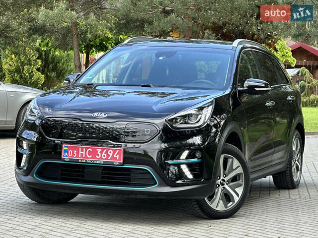 Чорний Кіа Niro, об'ємом двигуна 0 л та пробігом 46 тис. км за 19750 $, фото 15 на Automoto.ua