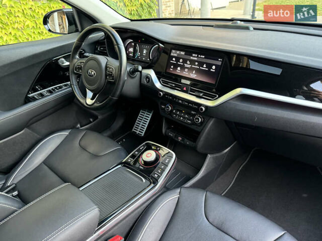 Черный Киа Niro, объемом двигателя 0 л и пробегом 50 тыс. км за 23499 $, фото 79 на Automoto.ua