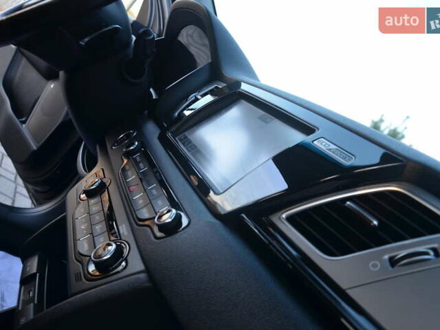 Черный Киа Niro, объемом двигателя 0 л и пробегом 68 тыс. км за 17450 $, фото 60 на Automoto.ua