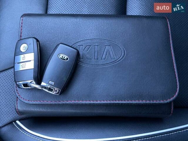 Черный Киа Niro, объемом двигателя 0 л и пробегом 93 тыс. км за 22700 $, фото 45 на Automoto.ua