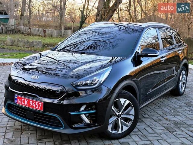 Черный Киа Niro, объемом двигателя 0 л и пробегом 115 тыс. км за 19999 $, фото 1 на Automoto.ua