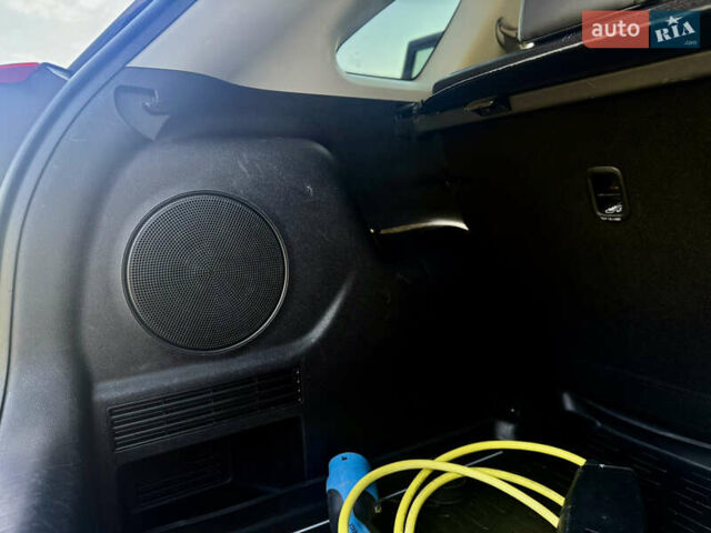 Черный Киа Niro, объемом двигателя 0 л и пробегом 165 тыс. км за 16999 $, фото 60 на Automoto.ua