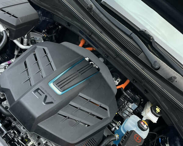 Киа Niro 2020 в Дрогобыче на Automoto.ua Черный Киа Niro, объемом двигателя 0 л и пробегом 148 тыс. км за 19799 $, фото 69 на Automoto.ua