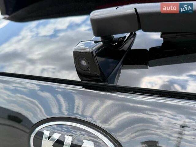 Черный Киа Niro, объемом двигателя 0 л и пробегом 84 тыс. км за 19500 $, фото 13 на Automoto.ua