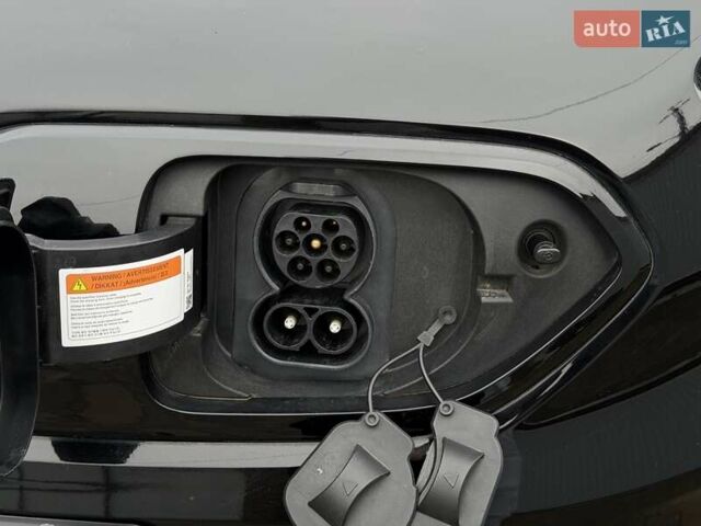 Чорний Кіа Niro, об'ємом двигуна 0 л та пробігом 89 тис. км за 20799 $, фото 35 на Automoto.ua
