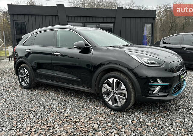 Черный Киа Niro, объемом двигателя 0 л и пробегом 158 тыс. км за 17800 $, фото 7 на Automoto.ua