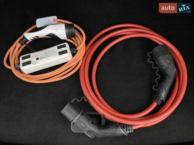 Черный Киа Niro, объемом двигателя 0 л и пробегом 107 тыс. км за 21400 $, фото 63 на Automoto.ua