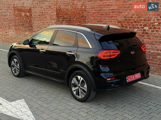 Киа Niro 2020 в Тернополе на Automoto.ua Черный Киа Niro, объемом двигателя 0 л и пробегом 92 тыс. км за 19899 $, фото 11 на Automoto.ua