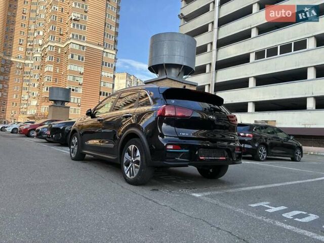 Черный Киа Niro, объемом двигателя 0 л и пробегом 105 тыс. км за 20500 $, фото 19 на Automoto.ua