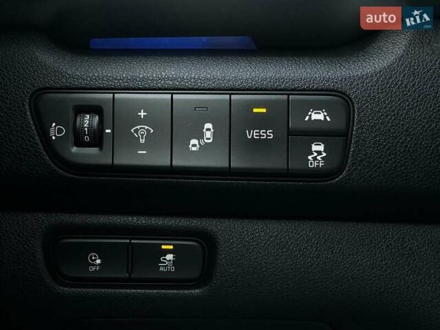 Киа Niro 2020 в Львове на Automoto.ua Черный Киа Niro, объемом двигателя 0 л и пробегом 68 тыс. км за 23200 $, фото 40 на Automoto.ua