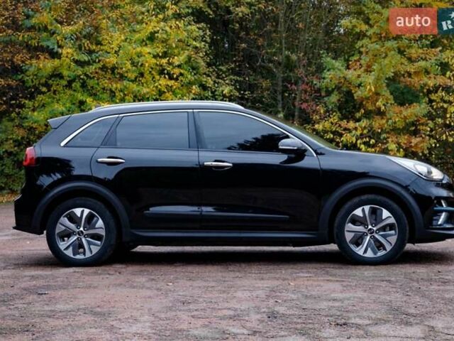 Киа Niro 2020 в Бердичеве на Automoto.ua Черный Киа Niro, объемом двигателя 0 л и пробегом 152 тыс. км за 16450 $, фото 11 на Automoto.ua