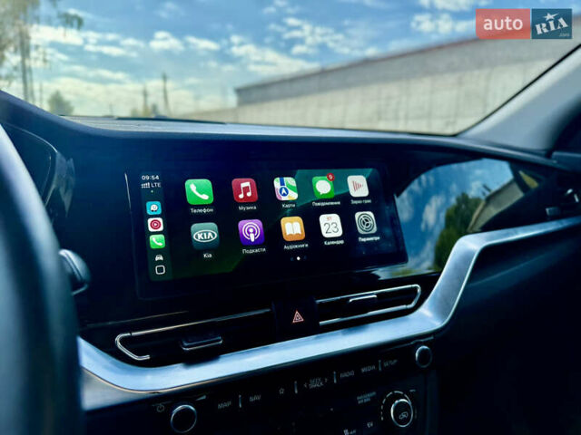 Черный Киа Niro, объемом двигателя 0 л и пробегом 165 тыс. км за 16999 $, фото 79 на Automoto.ua