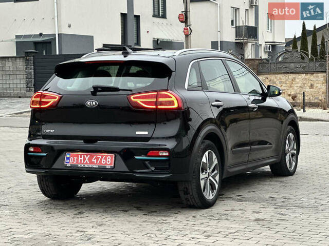 Чорний Кіа Niro, об'ємом двигуна 0 л та пробігом 130 тис. км за 18300 $, фото 9 на Automoto.ua