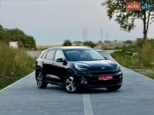 Черный Киа Niro, объемом двигателя 0 л и пробегом 165 тыс. км за 16999 $, фото 12 на Automoto.ua