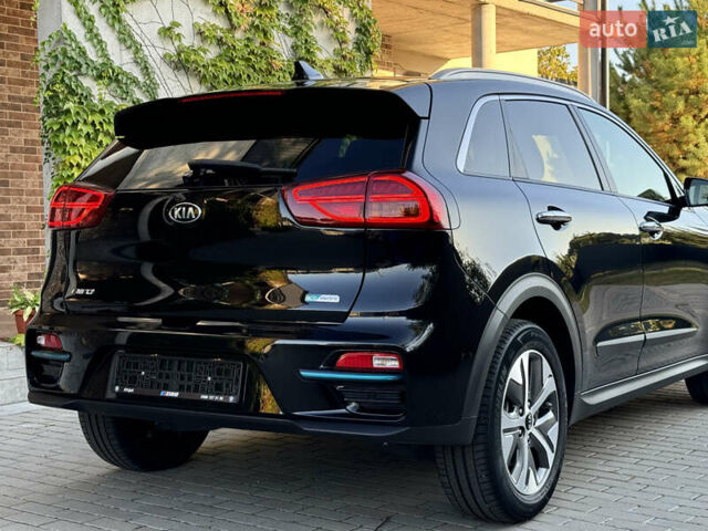 Черный Киа Niro, объемом двигателя 0 л и пробегом 50 тыс. км за 23499 $, фото 11 на Automoto.ua