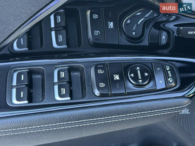 Чорний Кіа Niro, об'ємом двигуна 0 л та пробігом 144 тис. км за 19500 $, фото 41 на Automoto.ua