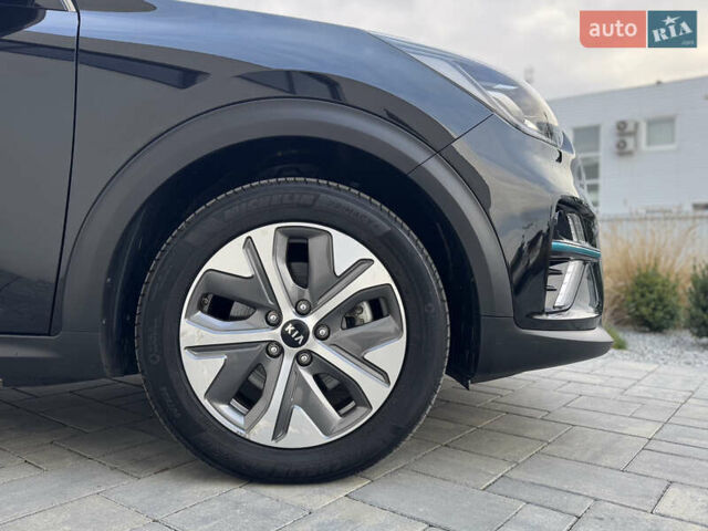 Черный Киа Niro, объемом двигателя 0 л и пробегом 103 тыс. км за 20700 $, фото 7 на Automoto.ua