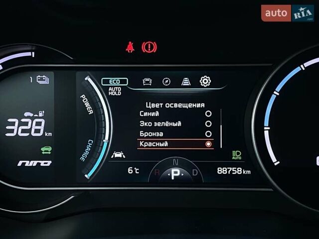 Чорний Кіа Niro, об'ємом двигуна 0 л та пробігом 88 тис. км за 22900 $, фото 39 на Automoto.ua